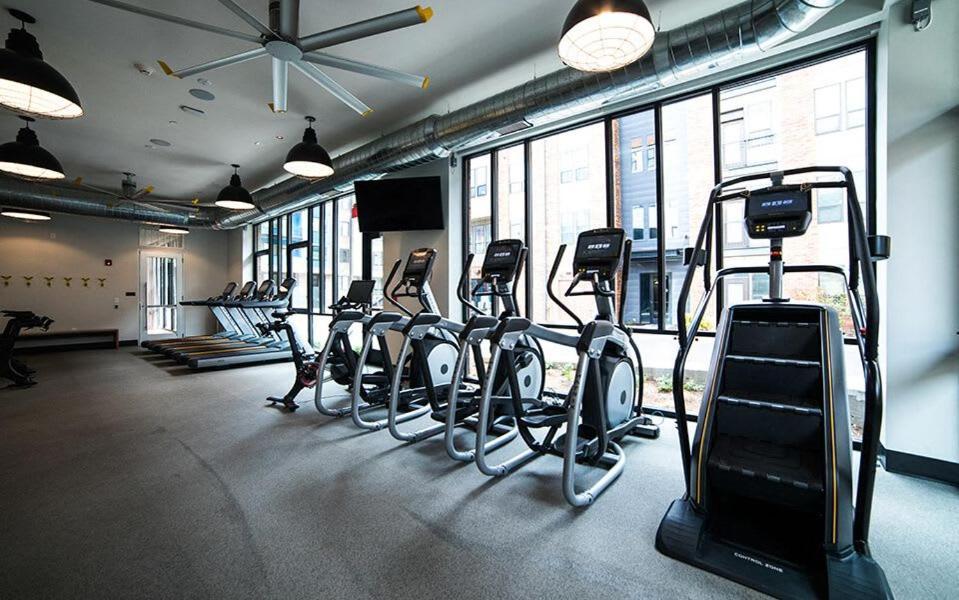 Free Parking Gym & Pool Downtown At Cityway Indianapolis Dış mekan fotoğraf